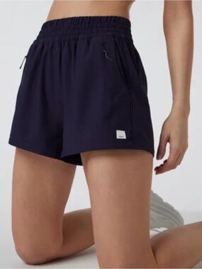 NWT VUORI Women's Dash Short 2.0 in Atlantic